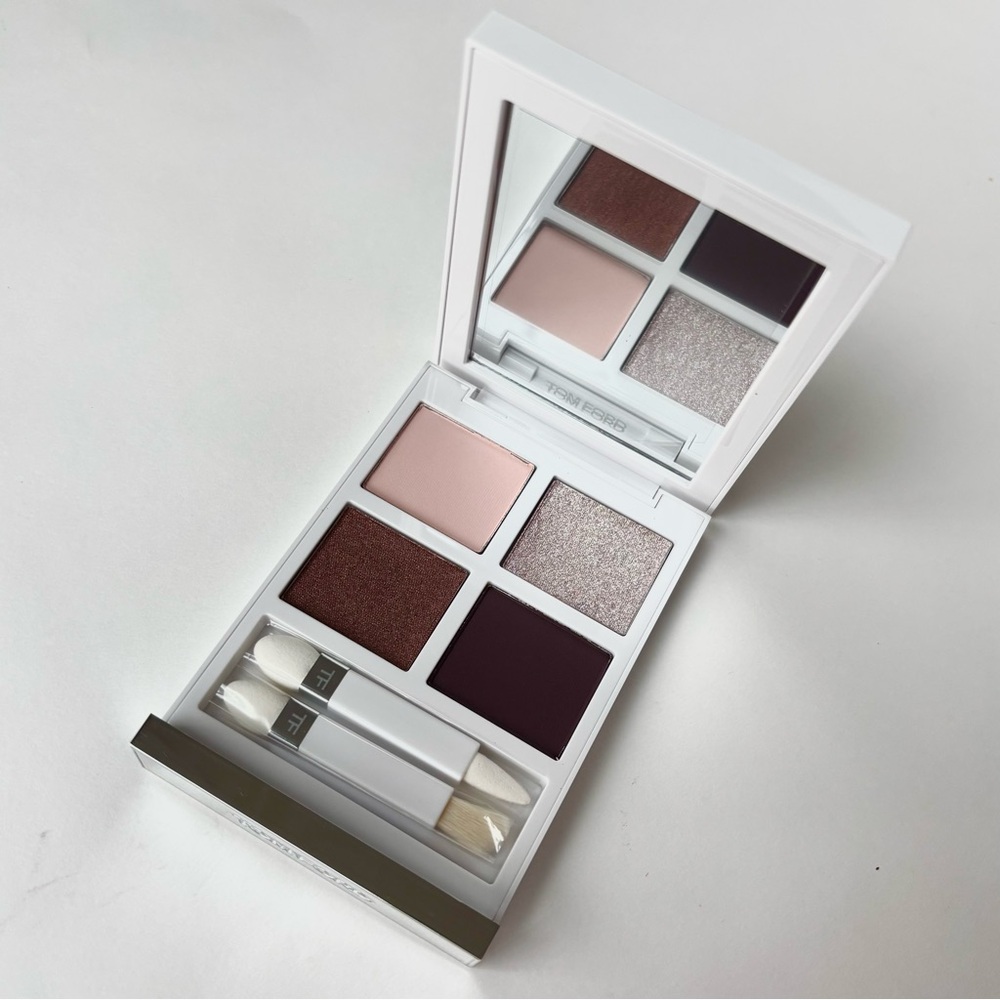 TOM FORD Soleil Neige Eye Color Quad Eyeshadow 01 Black Diamond BNIB